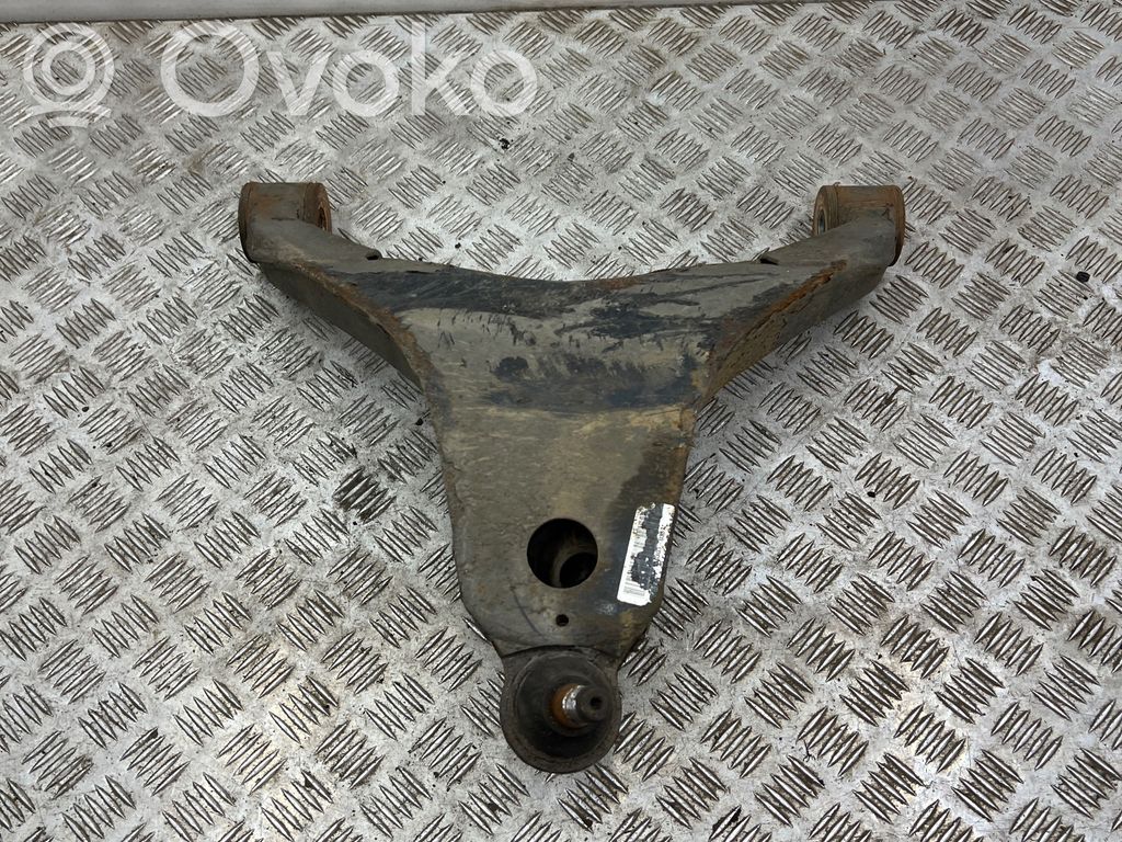 Iveco Daily 6th gen Front lower control arm/wishbone 