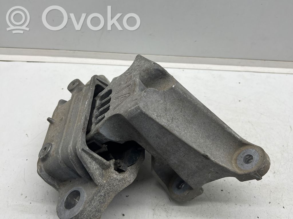 Ford Focus Gearbox mount 