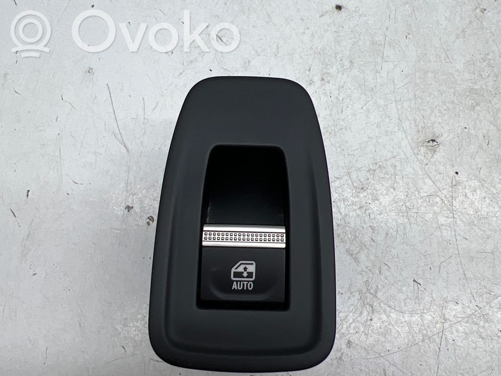 Renault Megane E-Tech Electric window control switch 