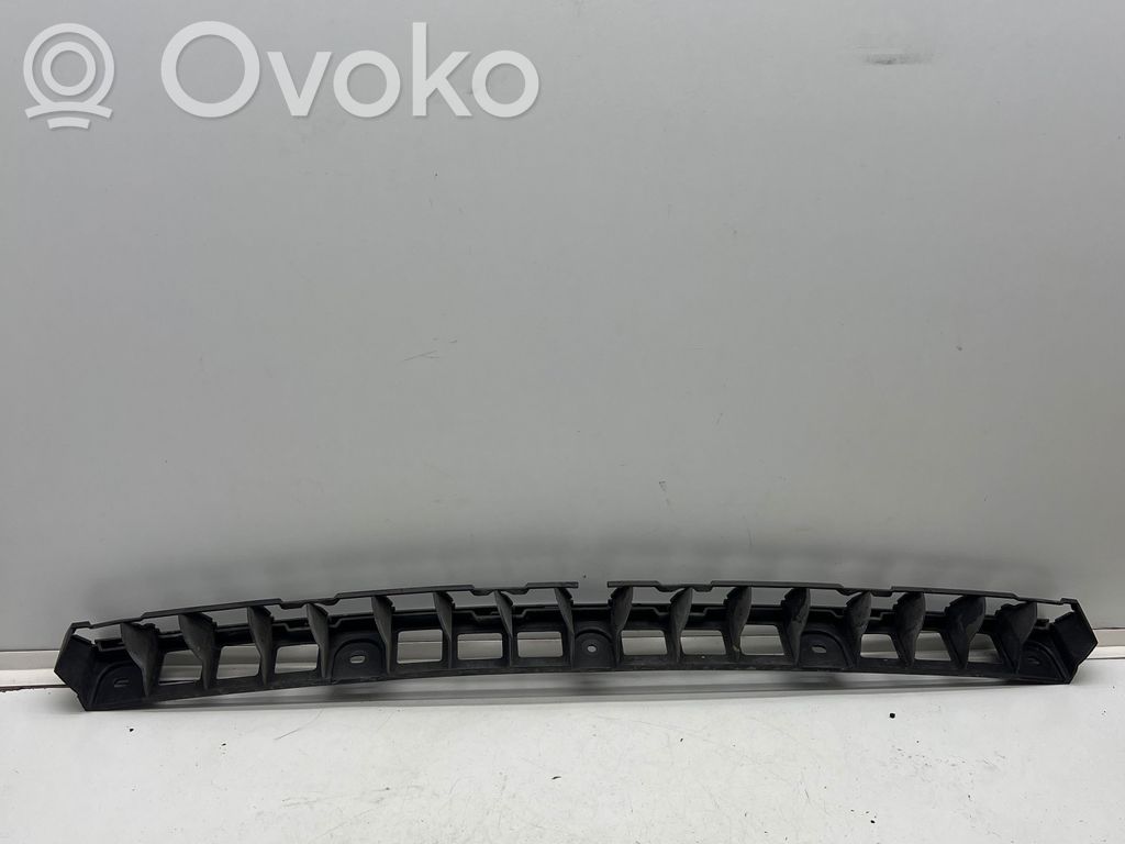 Skoda Rapid (NH) Soporte de montaje del parachoques trasero 
