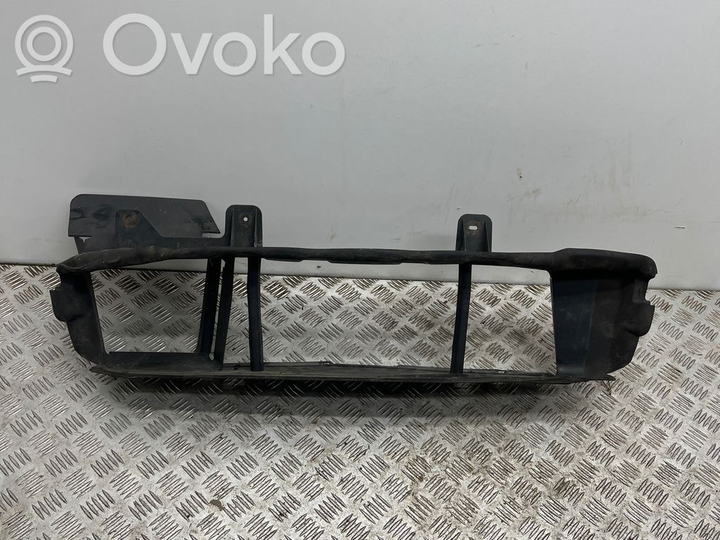 Ford Focus Intercooler air guide/duct channel 