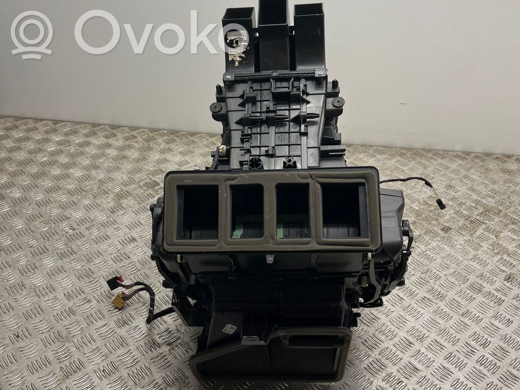 Audi Q4 Sportback e-tron Nagrzewnica / Komplet 
