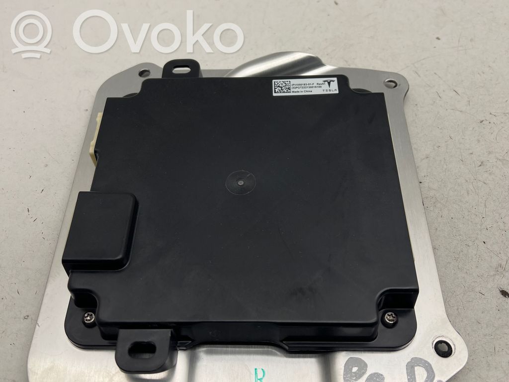 Tesla Model X Unité de commande module de porte 