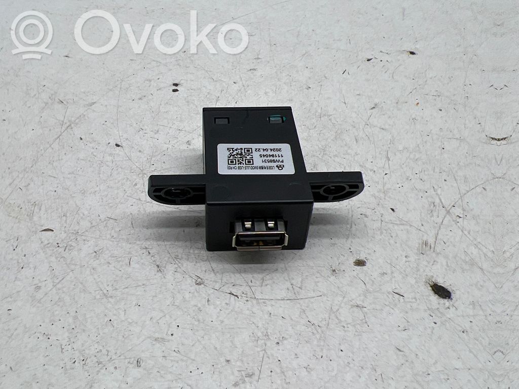 MG ZS Gniazdo / Złącze USB 