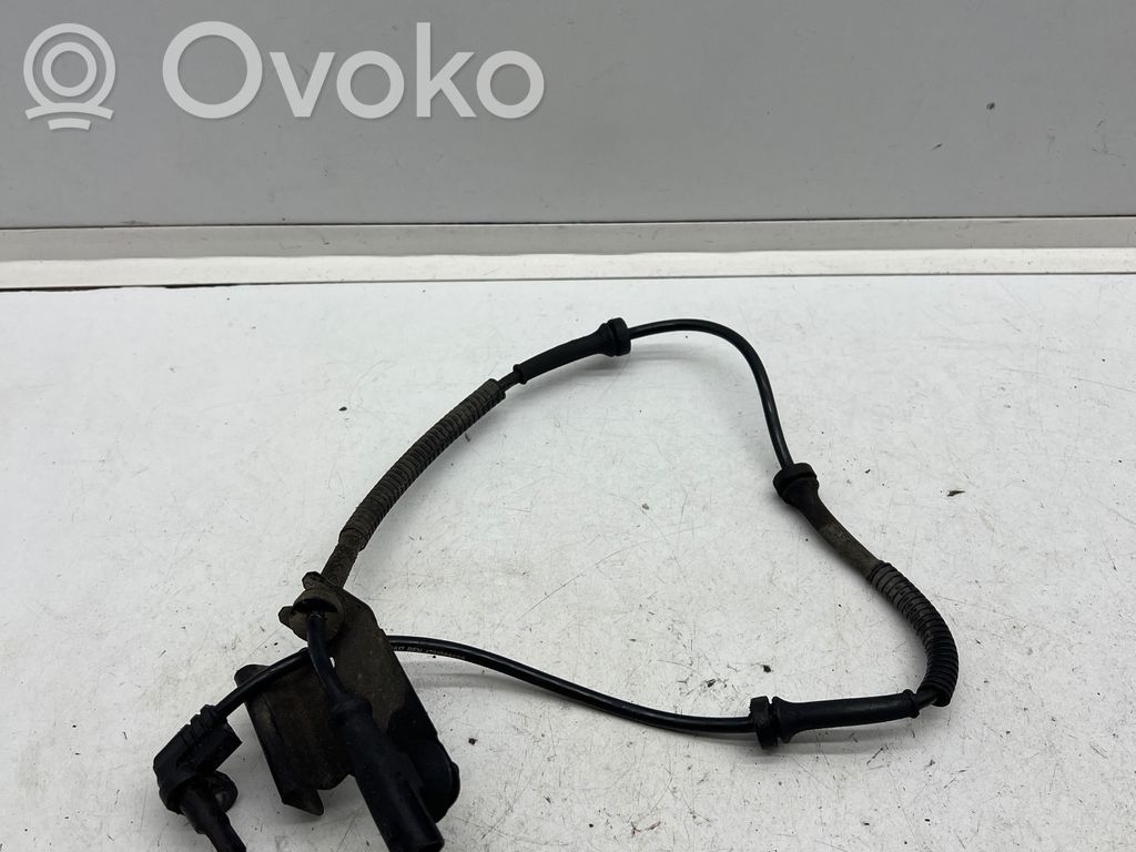 Renault Trafic III (X82) ABS Sensor 