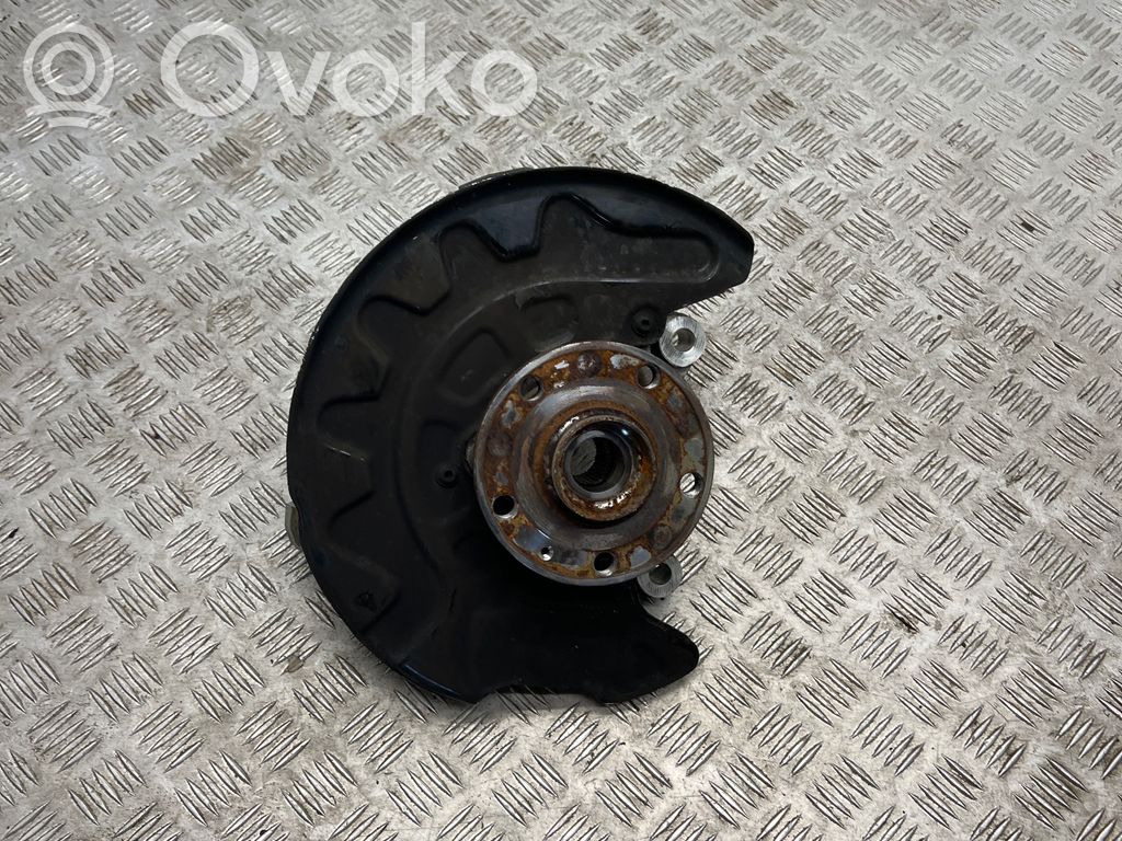 Volkswagen Golf VIII Piasta koła przedniego 