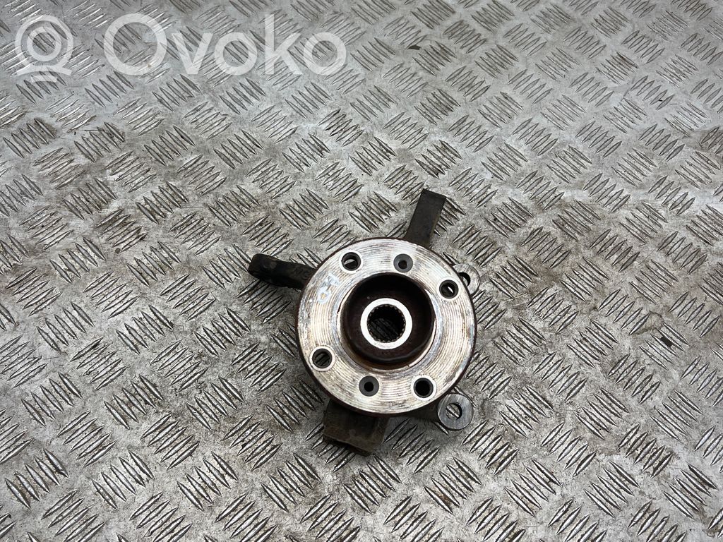 Dacia Spring Moyeu de roue avant 