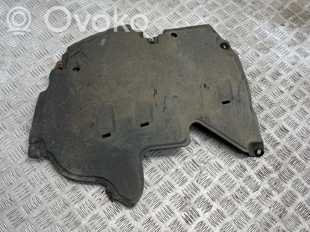 Audi A4 S4 B9 8W Osłona tylna podwozia 