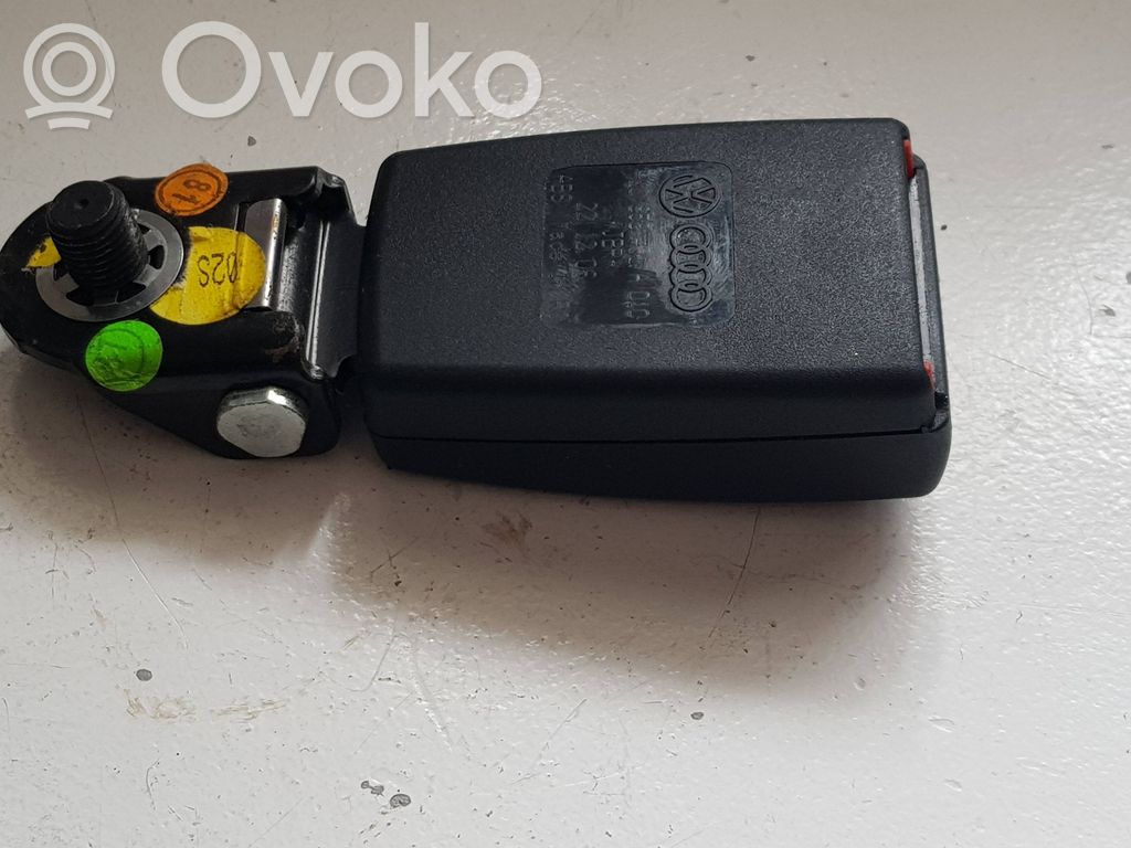 Audi Q7 4L Задняя поясная пряжка 
