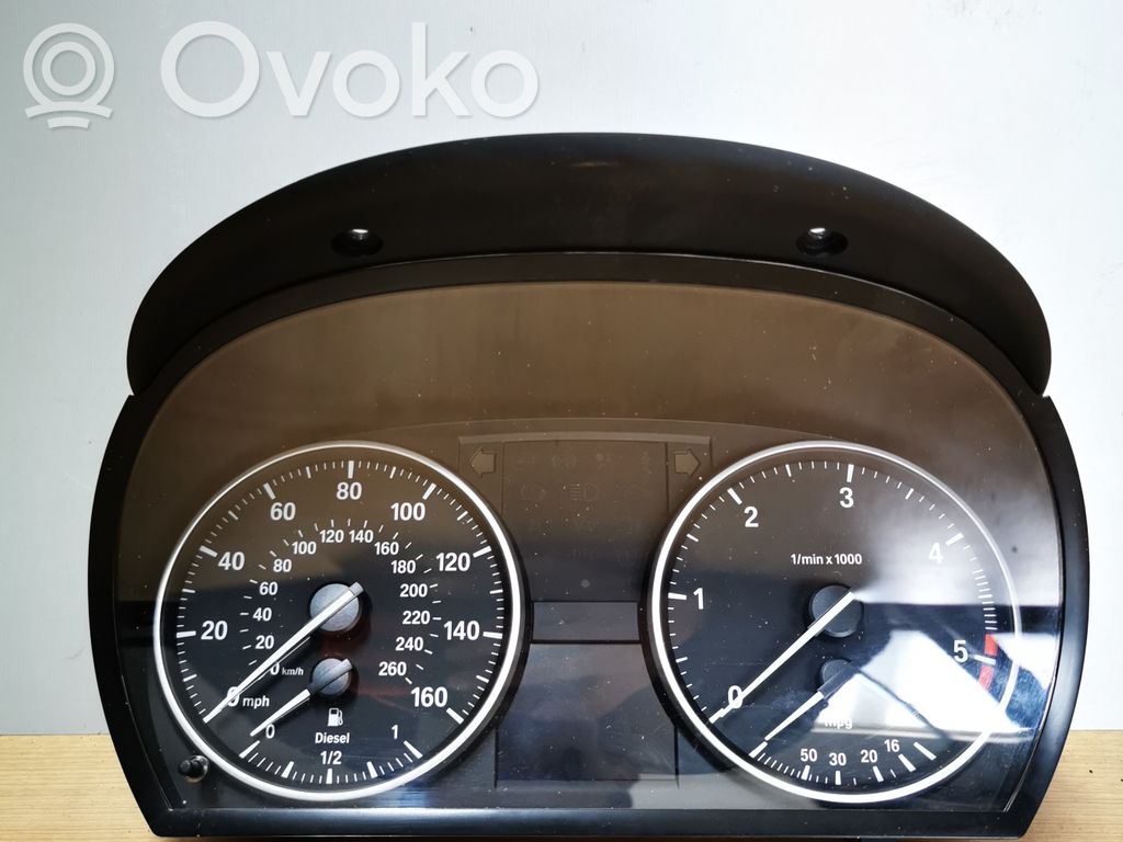 BMW 3 E92 E93 Nopeusmittari (mittaristo) 