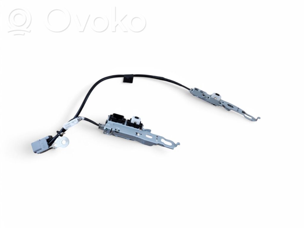 GPS-pystyantenni   8610178B30