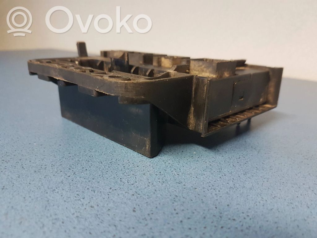 Mukavuusmoduuli   3C0959433K,S0455H038