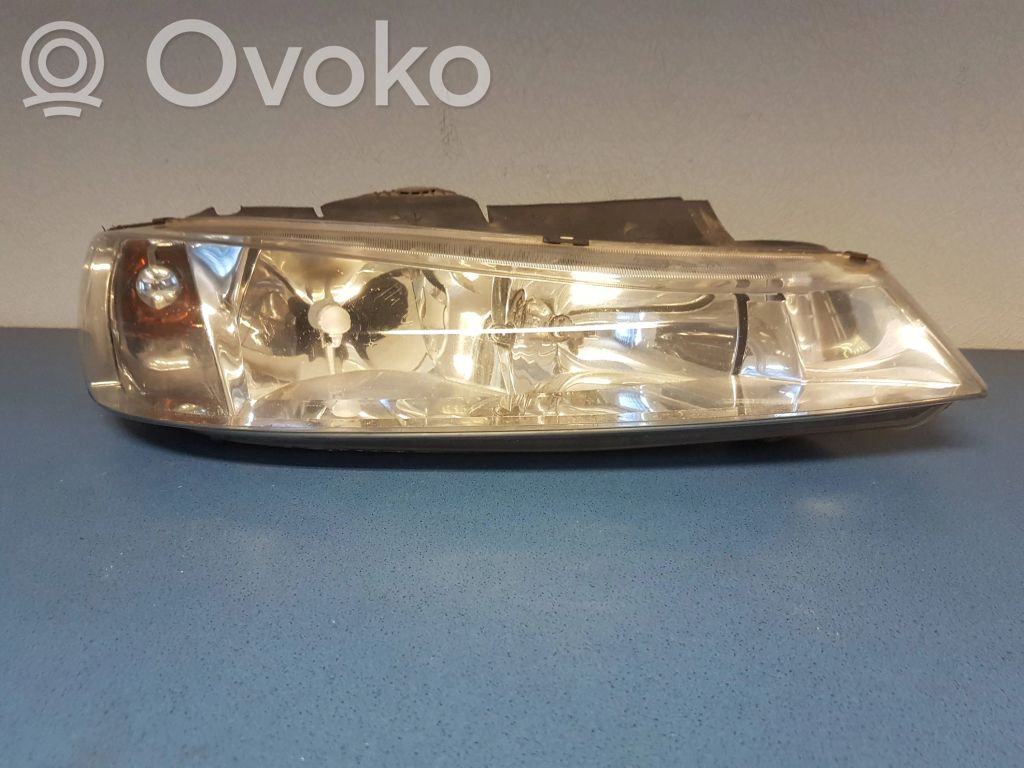 Peugeot 406 Scheinwerfer 