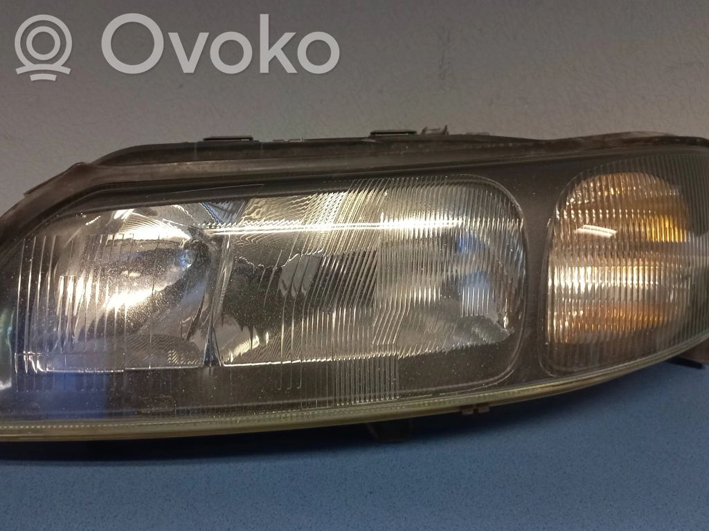 Volvo V70 Headlight/headlamp 