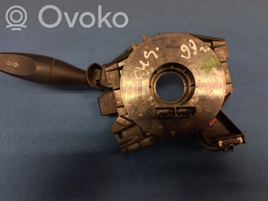 Ford Focus Suuntavilkun vipu 