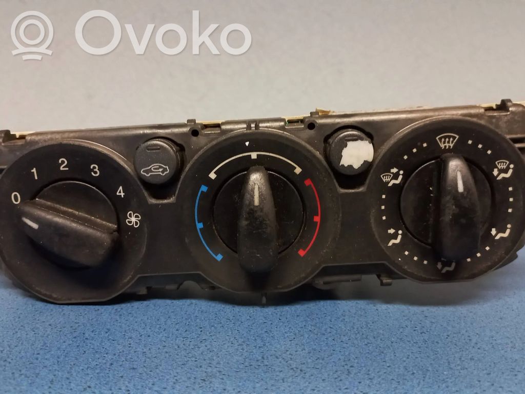 Ford Focus C-MAX Climate control unit 