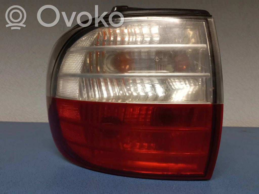 Hyundai H-1, Starex, Satellite Lampă spate în caroserie 