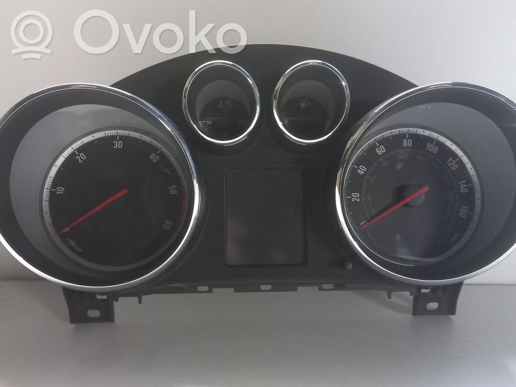 Opel Insignia A Geschwindigkeitsmesser Cockpit 
