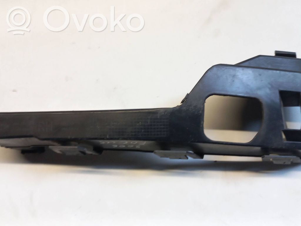 Priekinis laikiklis bamperio   4M5117E856AC