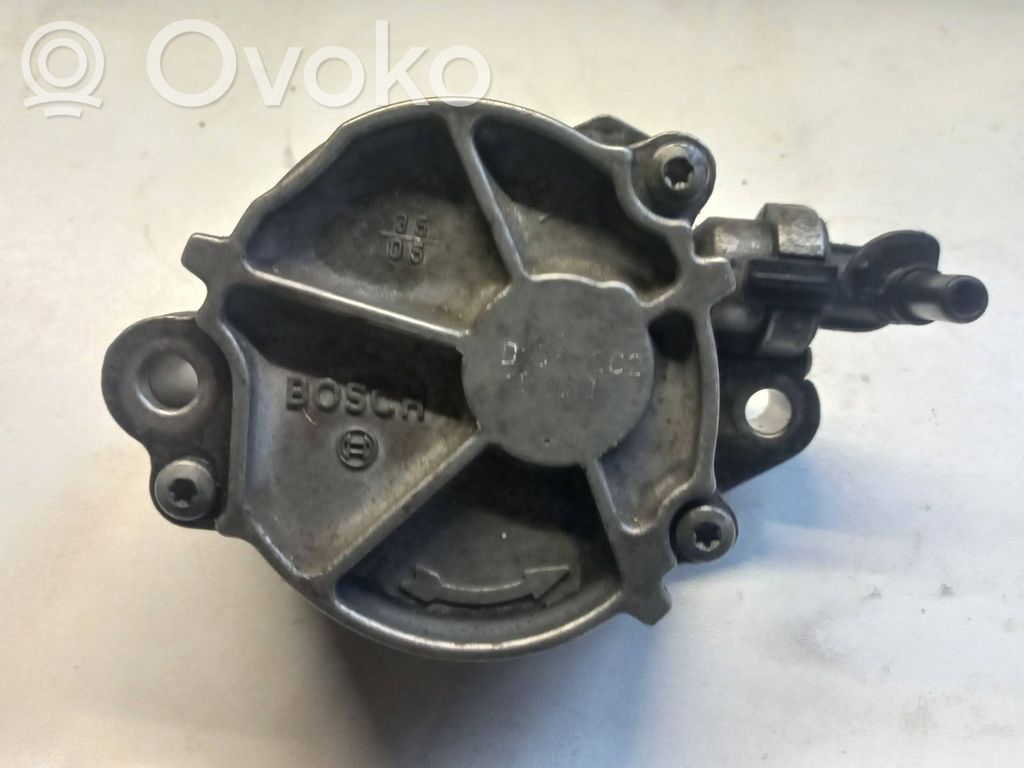 Vakuumo pompa   D1562C2,19100