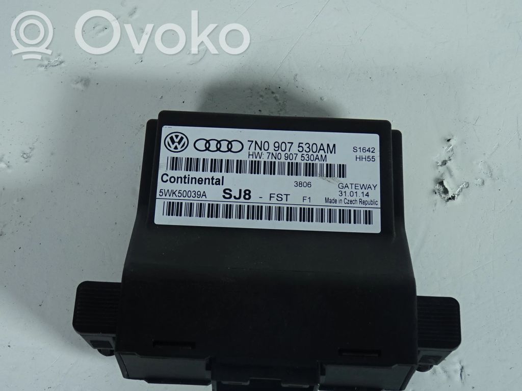 Volkswagen PASSAT CC Unidad de control/módulo del motor 