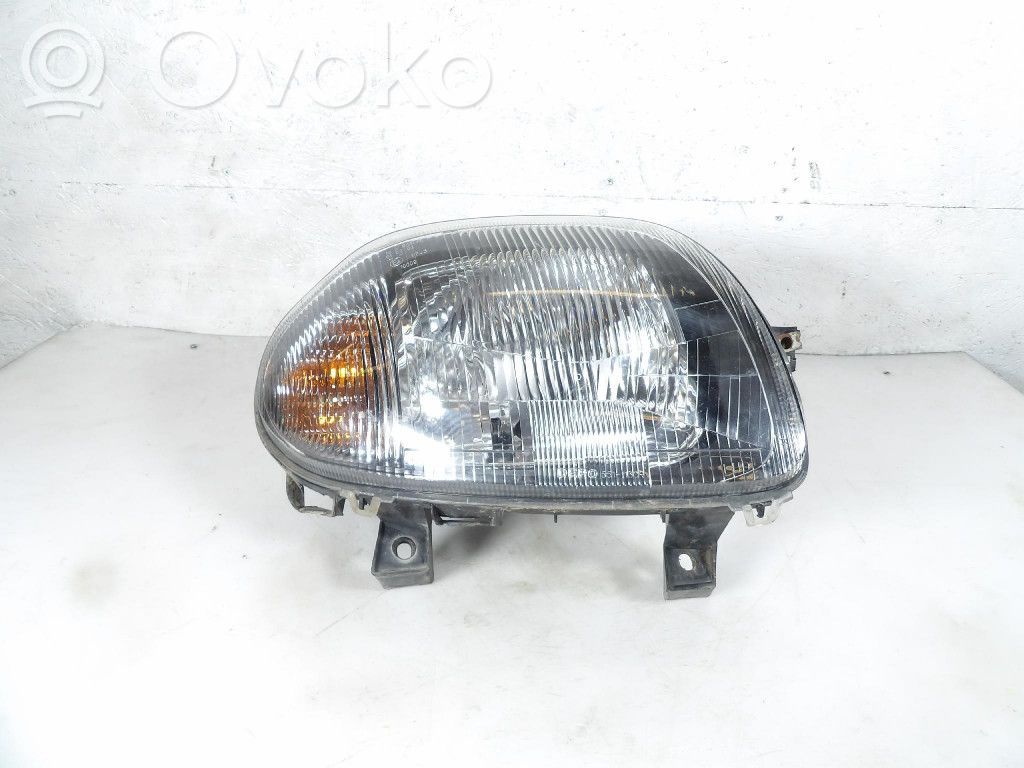 Renault Clio II Scheinwerfer 