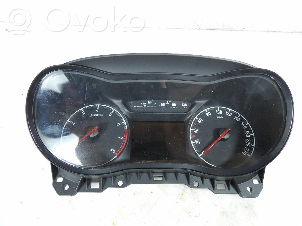 Opel Corsa E Spidometrs (instrumentu panelī) 