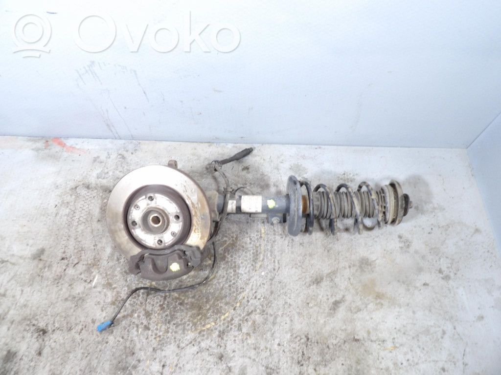Front shock absorber with coil spring