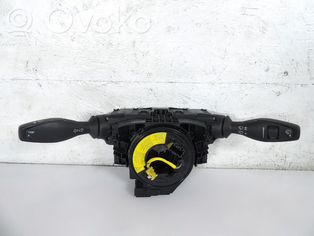 Ford Transit Courier Autres commutateurs / boutons / leviers 