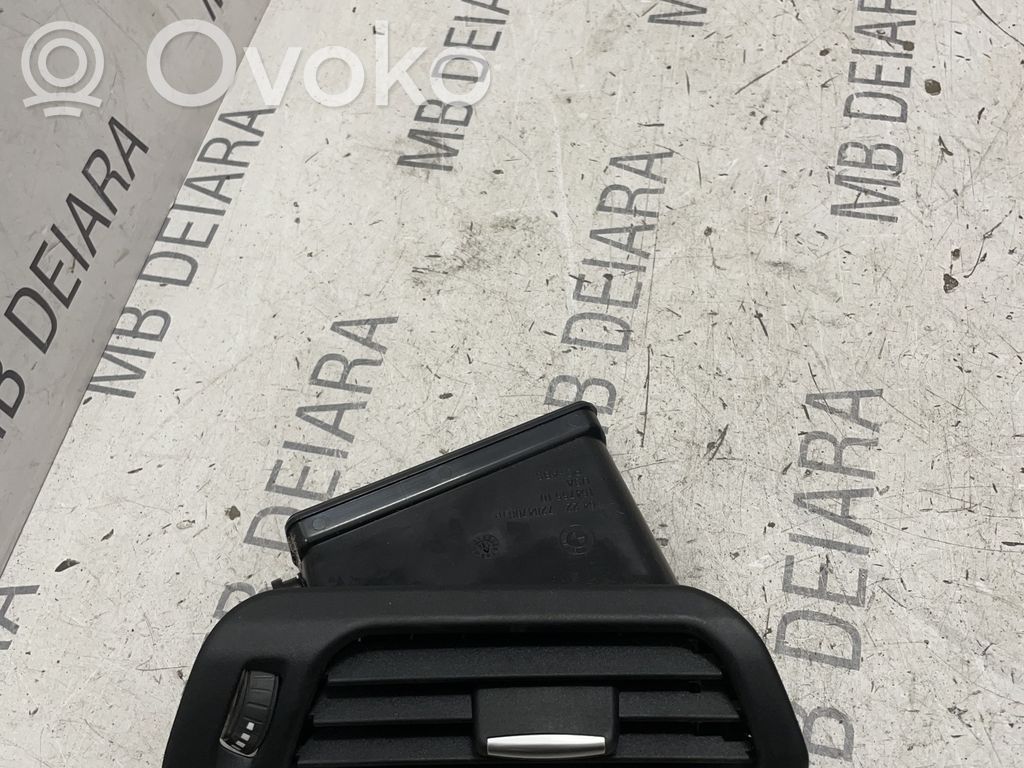 BMW X5 F15 Boczna kratka nawiewu deski rozdzielczej 