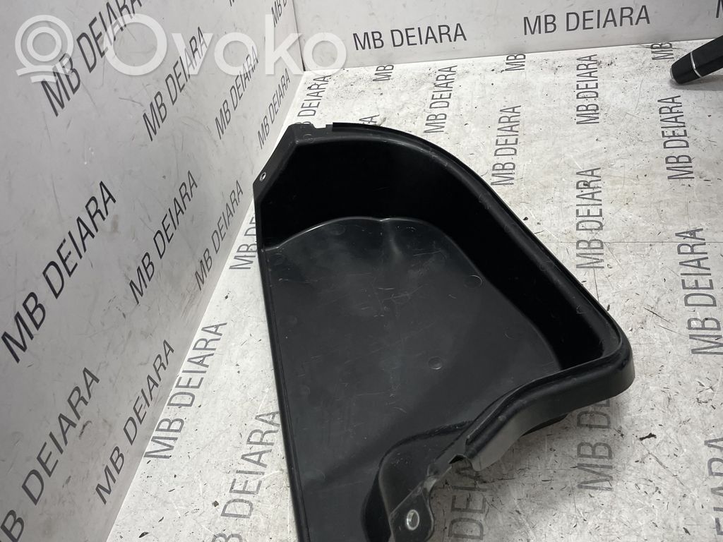 Rain gutter   95B819979A