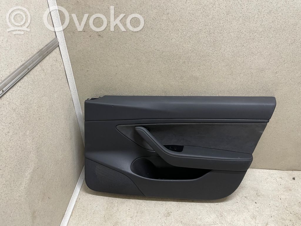 Front door card panel trim   110509400D
