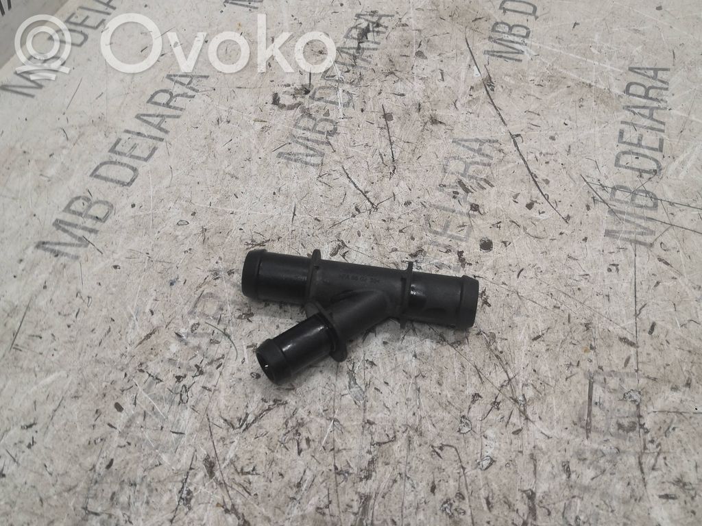 Engine coolant pipe/hose   7PP121237
