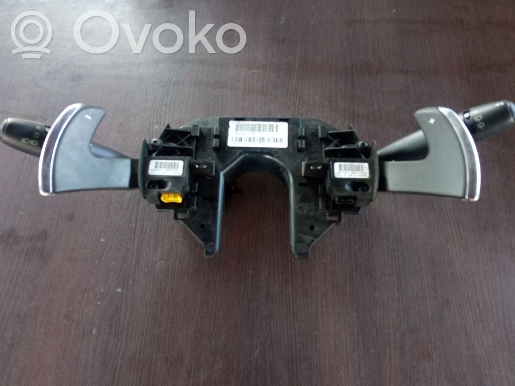 Citroen C4 I Palanca de intermitentes 
