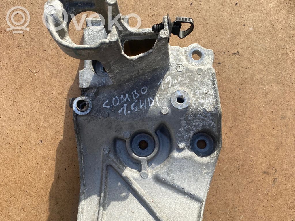 A/C compressor mount bracket   9823598480
