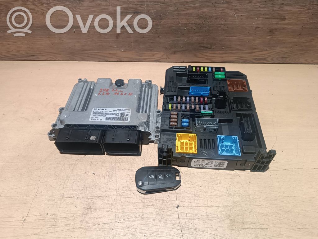 Peugeot 208 II Engine ECU kit and lock set 