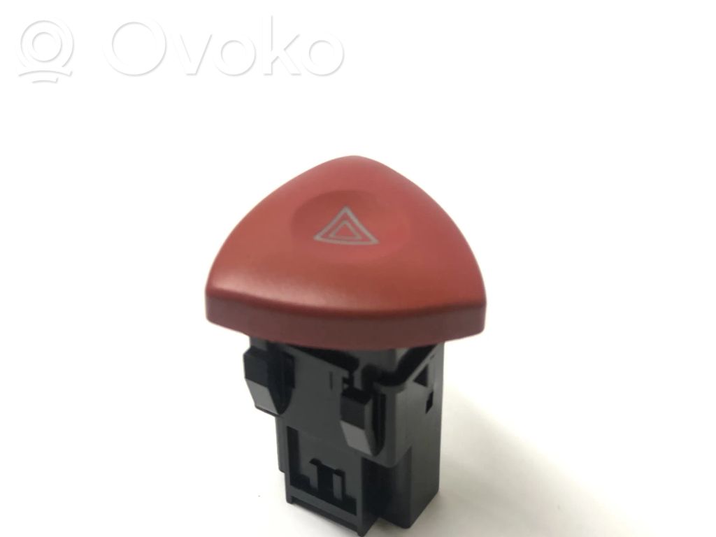 Hazard light switch   1007237,252904889R,8200002441
