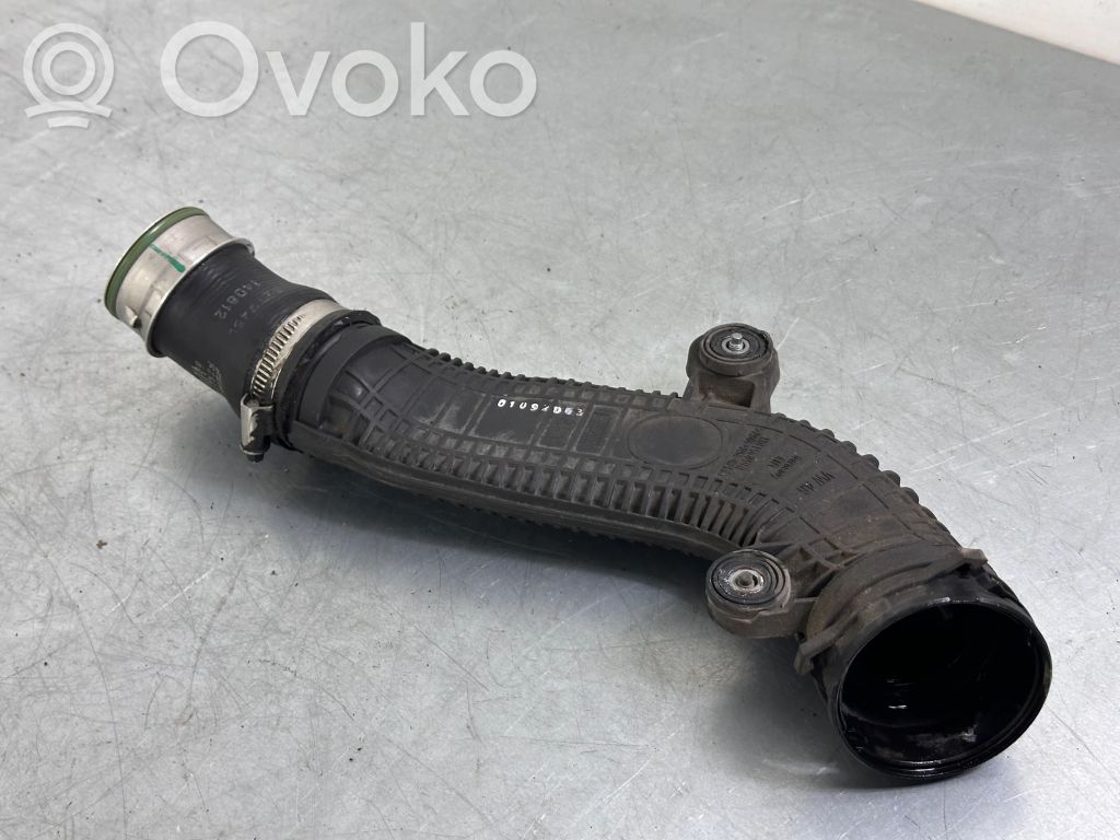 Volkswagen PASSAT B7 Intercooler hose/pipe 