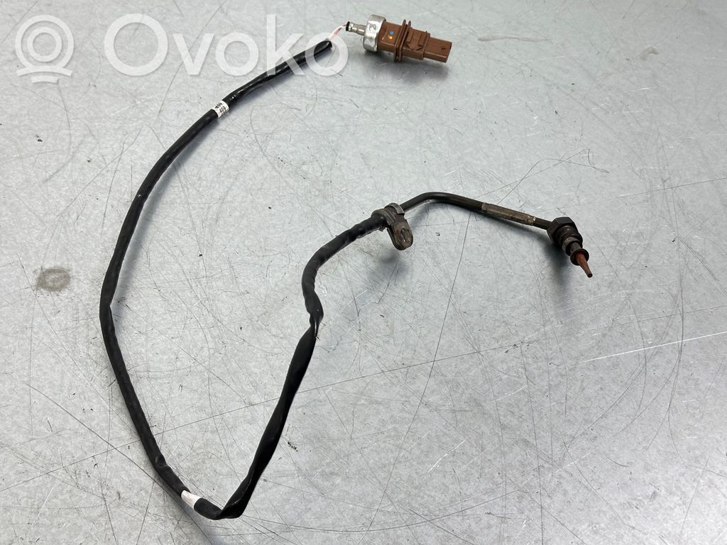 Volkswagen PASSAT B8 Sensor de temperatura del escape 