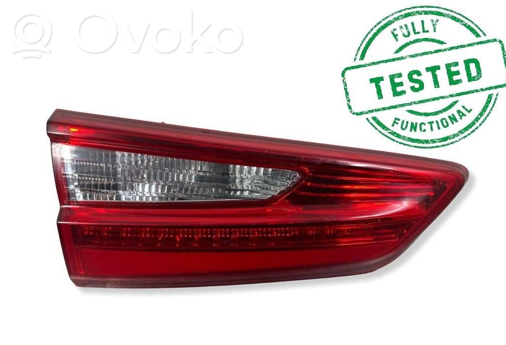 KIA Optima Takaluukun takavalot 