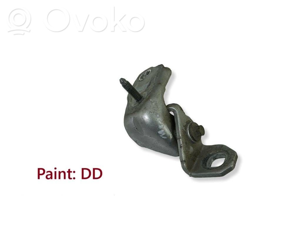 Ford Mondeo MK V Front door lower hinge 