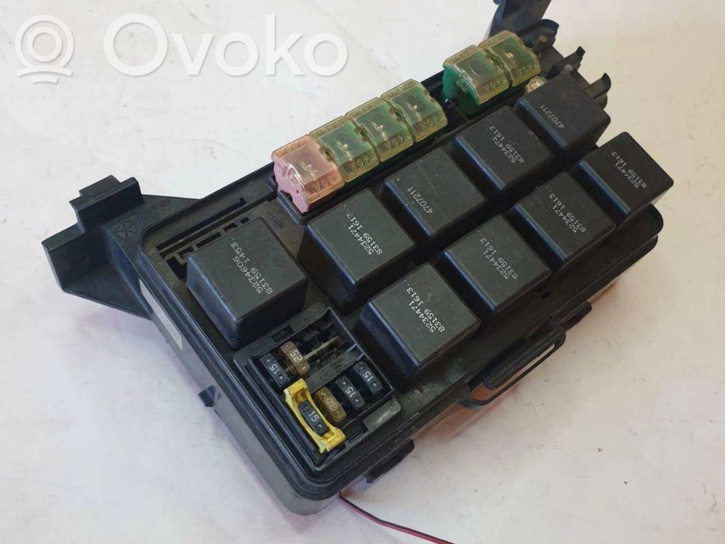 Módulo de fusible   4687528