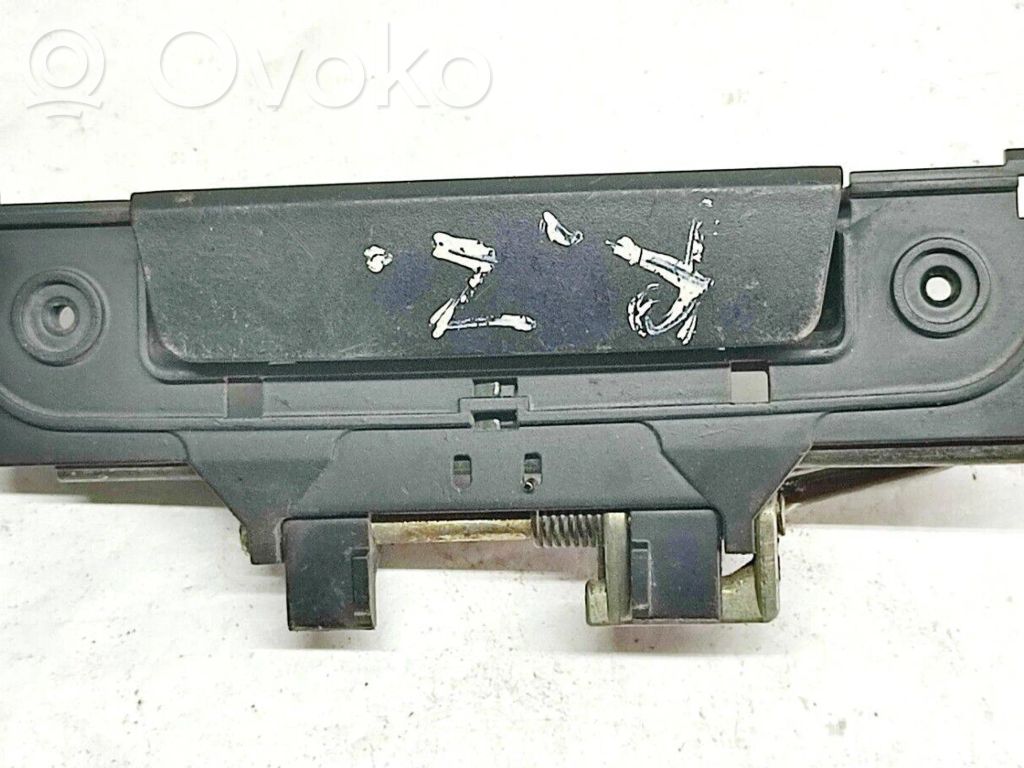 BMW 5 E34 Etuoven ulkokahva 