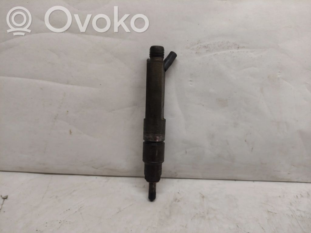 Audi A4 S4 B5 8D Inyector de combustible 