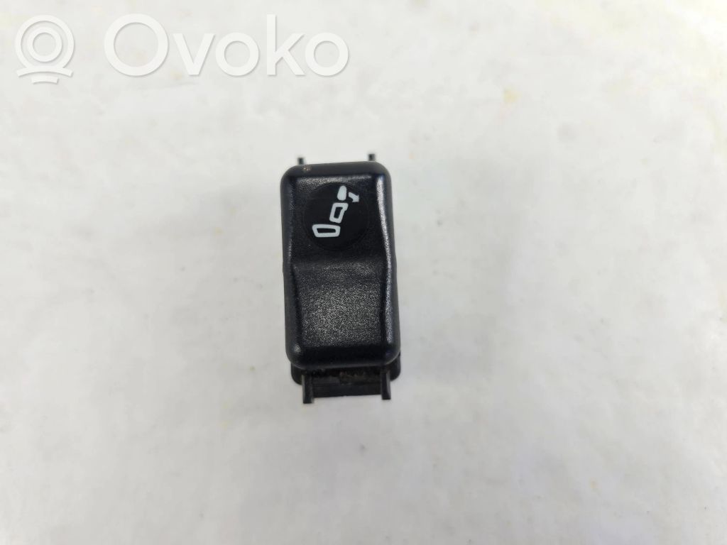 Mercedes-Benz E W124 Seat control switch 