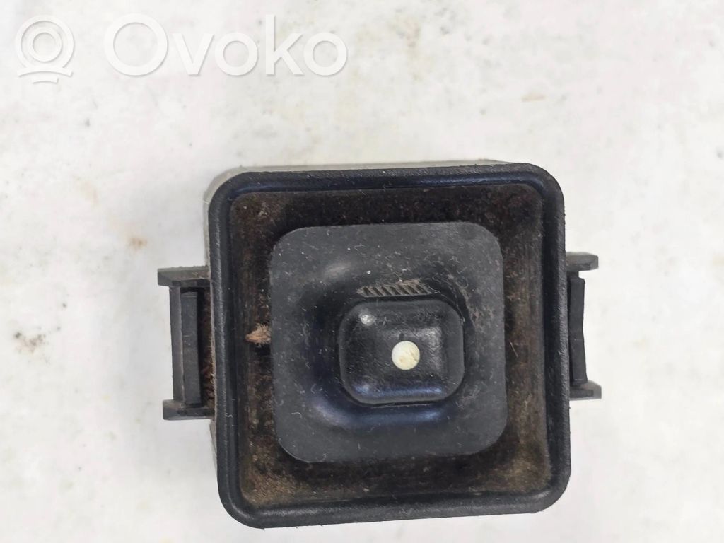 Mercedes-Benz E W124 Wing mirror switch 