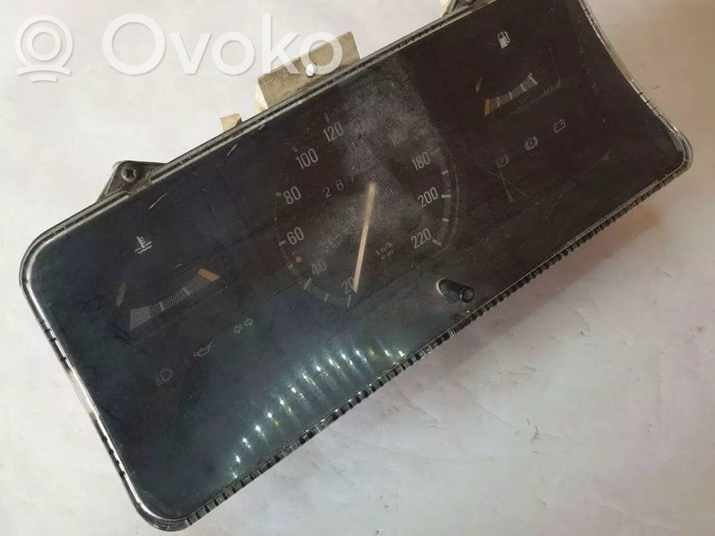 Opel Kadett E Speedometer (instrument cluster) 
