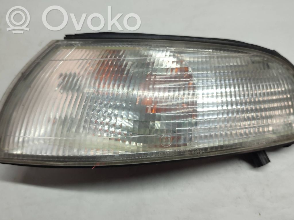 Mazda 626 Front indicator light 