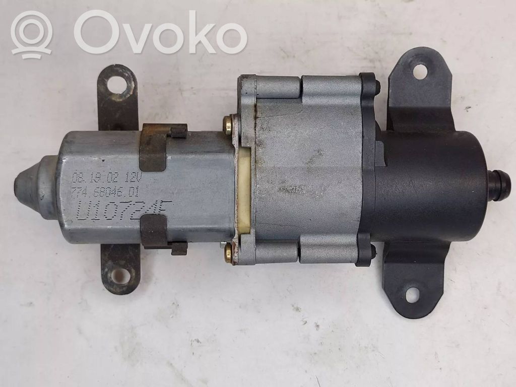 Chrysler Grand Voyager IV Sliding door motor 