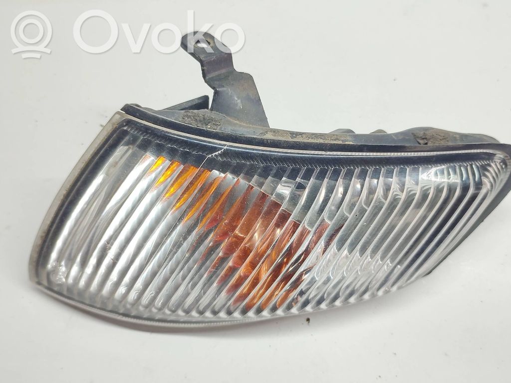 Mazda 626 Front indicator light 